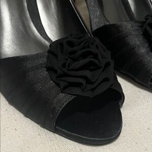 Mootsies Tootsies Black Peep-Toe Heels with Floral Detail